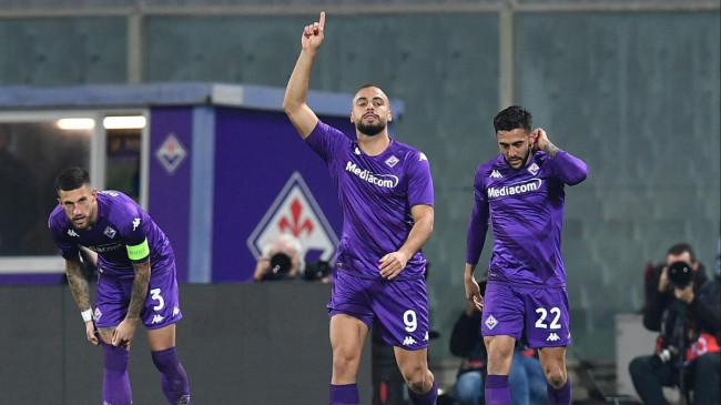 Fiorentina evinde 3 golle turladı