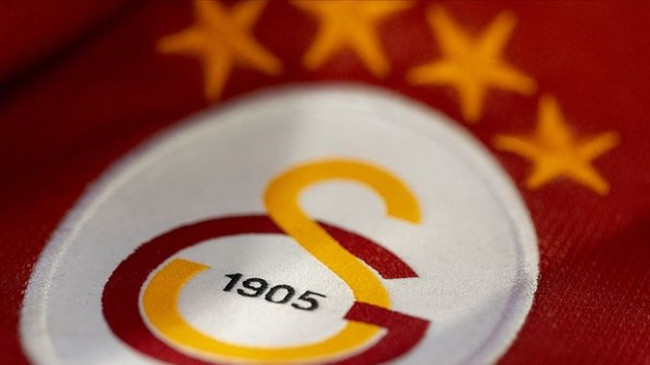 Galatasaray’dan yeni transfer bombası! Yer yerinden oynayacak! Yıldız oyuncu için teklif…