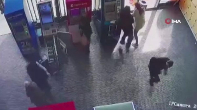 Bakü’de ATM’de silahlı soygun