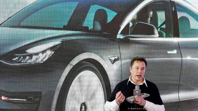 Elon Musk azaltması gerektiğini söylemişti! Tesla’dan şok karar