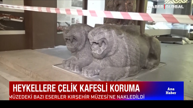 Heykellere çelik kafesli koruma