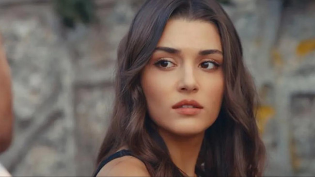 nl oyuncu Hande Erel’in ac gn