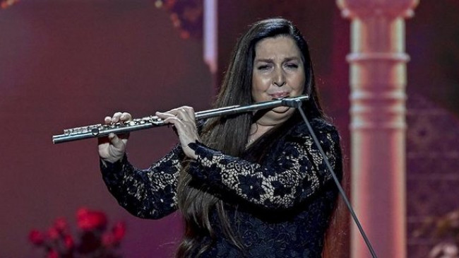 Sihirli Flüt Kutluer’e altın BraVo heykeli