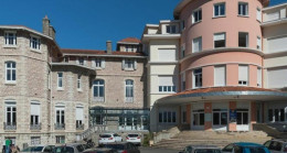 16 yaşındaki genç öğretmenini bıçaklayarak öldürdü