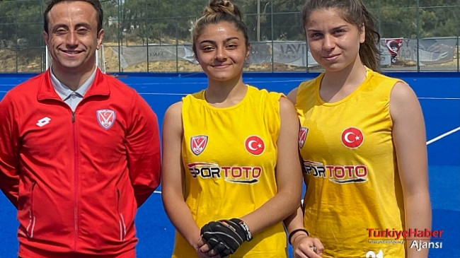 Muğla’lı Hokeyciler Sude Nur Kurt ve Aleyna Başbuğ Ümit Milli Takımına Seçildi – Spor