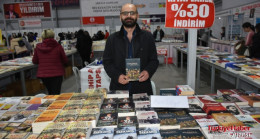 Yazar Akın Gülyurt, Doğu Anadolu 2. Kitap Fuarı’ndaydı – Kültür Sanat & Sinema