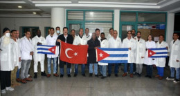 Kübalı doktorlar, deprem bölgelerinde 13 büyük ameliyat yaptıklarını açıkladı