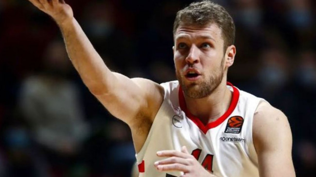 Euroleague’de ayın MVP’si Sasha Vezenkov!