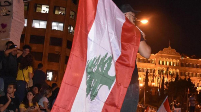 Lübnan 2020’de ekonomi ve siyasi çalkantıyla uğraştı