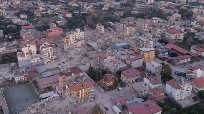 Bakan Koca duyurdu: Depremde 448 sağlık çalışanı hayatını kaybetti – Son Dakika Türkiye Haberleri