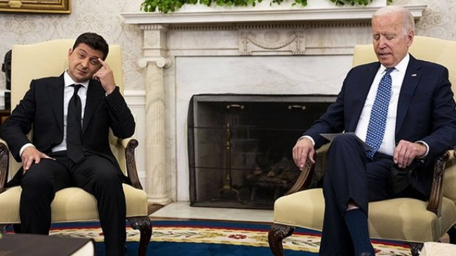 Biden, Ukrayna Devlet Başkanı Zelenskiy ve G7 liderleriyle görüştü
