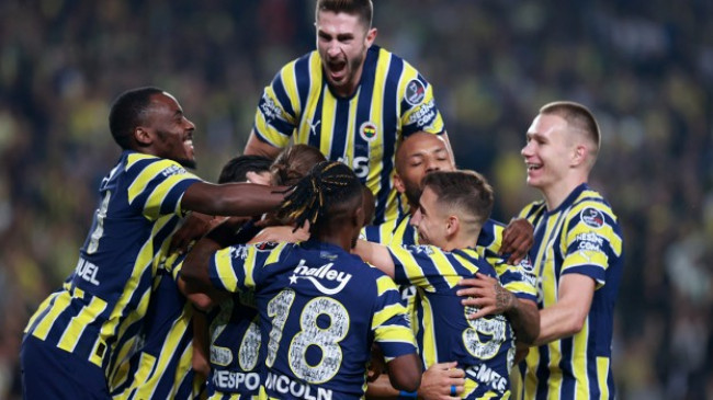 Fenerbahçe ile Zenit, depremzedeler için dostluk maçı yapacak