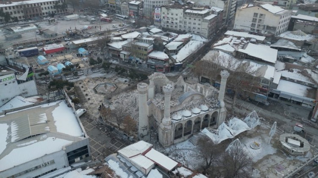 Kahramanmaraş depreminde meydana gelen Malatya’daki yıkım havadan görüntülendi