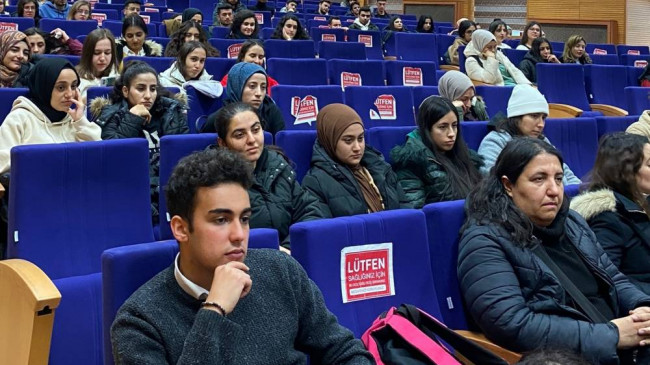 NEVÜ’de “Öğretmenlik Mesleğinde Eğitimden Hayata” konulu konferans düzenlendi