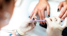 Protez tırnak ve kalıcı oje uygulamaları zararlı mı?