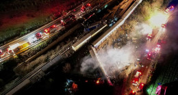 Yunanistan’da iki tren çarpıştı: 26 kişi hayatını kaybetti, 85 yaralı var – Son Dakika Dünya Haberleri