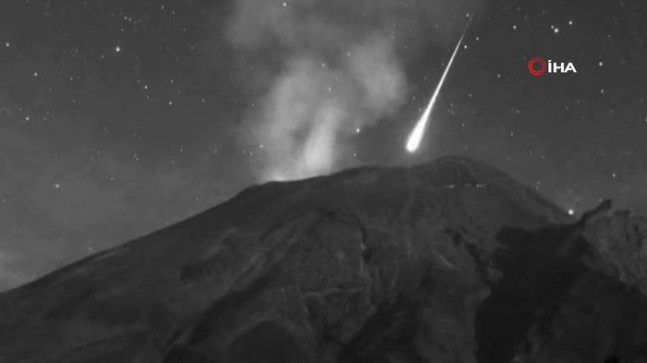 Popocatepetl Yanardağı’nın yakınında görüldü… İlginç görüntü!