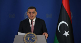 Libya’yı yönetmek isteyen her asker seçimlere girmeden önce üniformasını çıkarmalıdır