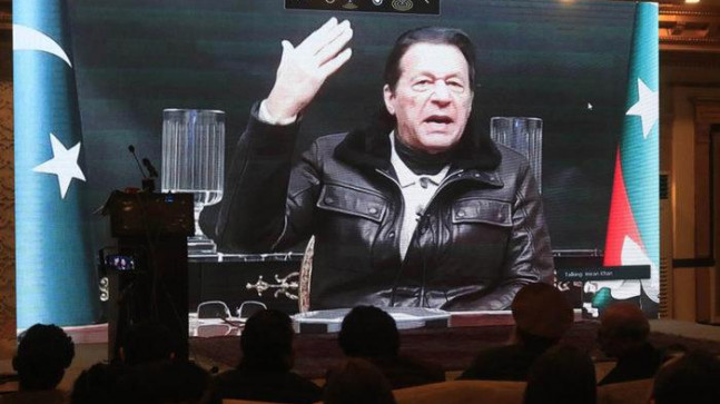 Pakistan’ın eski Başbakanı Imran Khan’a yayın yasağı geldi!