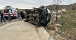 Mardin’de minibüs ve otomobil çarpıştı: 3’ü çocuk 6 yaralı