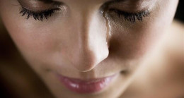 Ağlamak Abdesti Bozar Mı? Gözyaşı Abdesti Bozar Mı?