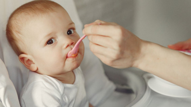 Bebek maması bulunmadan önce ne yapılıyordu?