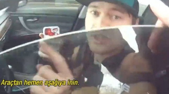 Boş tabanca kılıfı sonu oldu! 5'i birden tetiğe bastı