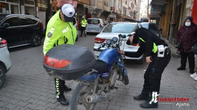 Trafik Müfettişi, plakasız motosiklet sürücülerine sıkı denetim istedi – Güncel