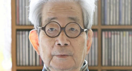 Japon imparatorunun ‘Tanrı’ olmadığını anlayınca dünyası değişen Nobel ödüllü ünlü yazar Kenzaburo Oe hayatını kaybetti