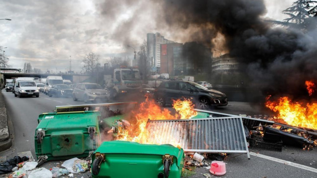 Paris sokakları yeniden karıştı: 61 gözaltı