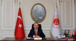 Adalet Bakanı Bozdağ, Erdoğan’ın  Adaylığı İçin Engel Olmadığını Söyledi – Siyaset