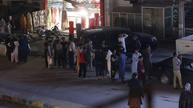 Afganistan’da 6.5 büyüklüğünde deprem: 3 kişi hayatını kaybetti