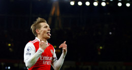 Arsenal, Everton’ı rahat geçerek şampiyonluk yolunda bir engeli daha aştı