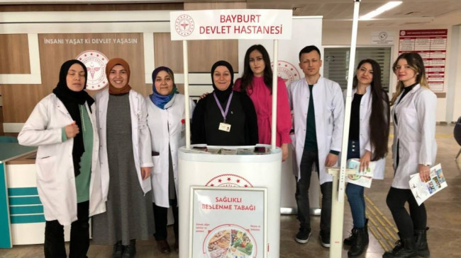 Bayburt Devlet Hastanesinde vatandaşlar obezite hakkında bilgilendirildi