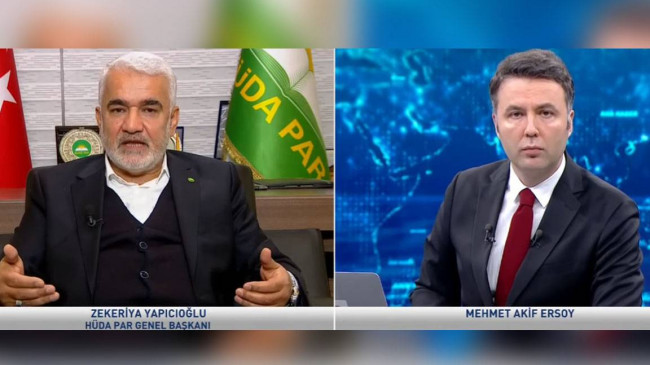 HÜDA PAR lideri Yapıcıoğlu, Mehmet Akif Ersoy’un “Hizbullah’a terör örgütü diyor musunuz” sorusunu gülerek yanıtsız bıraktı