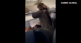 Havada dehşet anları: Acil çıkış kapısını açmaya çalıştı