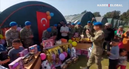 Mehmetçik’ten depremzede 9 yaşındaki Emir’e sürpriz doğum günü kutlaması
