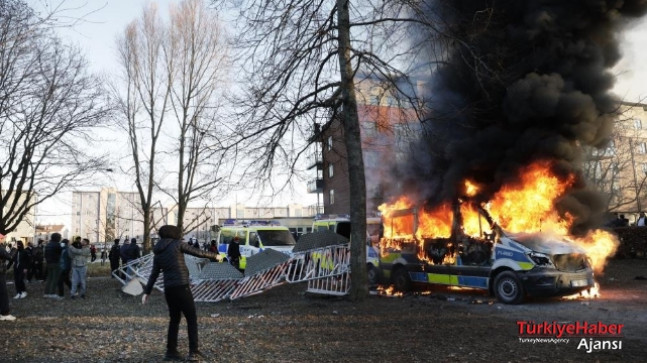 Rasmus Paludan’ın Kur’an-ı Kerim Yakması Sonrası İsveç Karıştı – Dünya