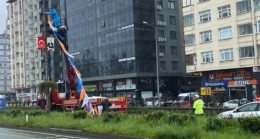 Erdoğan’ın Rize mitingi öncesi CHP’nin afişleri söküldü