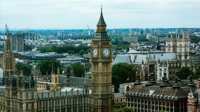 İngiltere’de konut fiyatları martta yıllık bazda yüzde 1,6 arttı