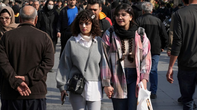 İran’da başörtüsü kuralına uymayan kadınlar yargılanacak – Son Dakika Dünya Haberleri
