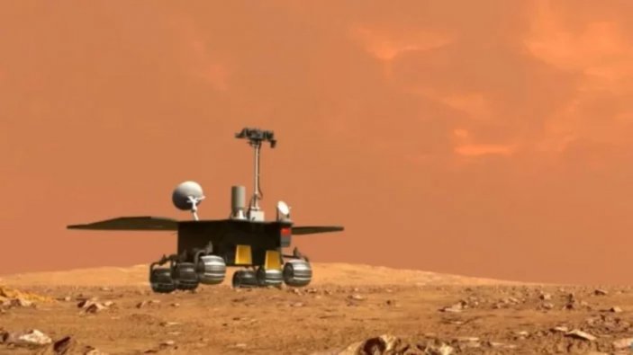 Mars'ta tuhaf olay: Çin'in Mars'a gönderdiği araç aylardır hareketsiz duruyor