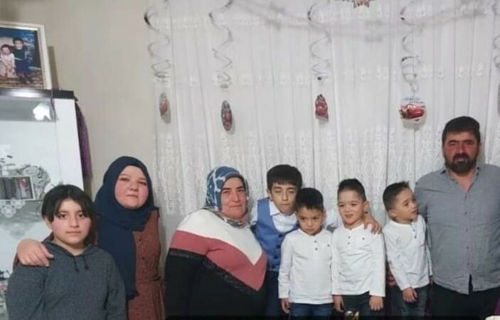 Kahramanmaraş'ta 10 kişilik aileden geriye fotoğraf kaldı